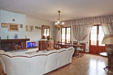 Villa i Comano, Massa and Carrara, Comano - € 330.000 | Ref: 332 - foto 8