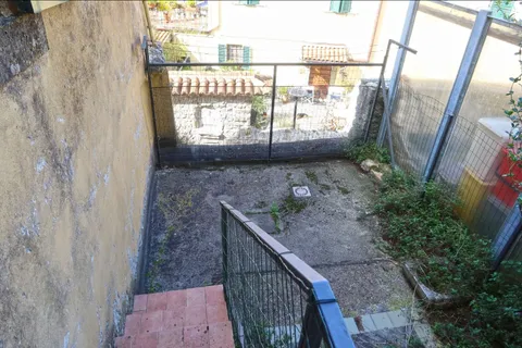 Masia a Bagnone, Massa and Carrara, Bagnone - € 60.000 | Ref: 622B - foto 15