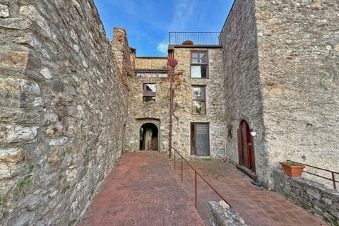 Landejendom i Bagnone, Massa and Carrara, Bagnone - € 220.000 | Ref: 627B - foto 1