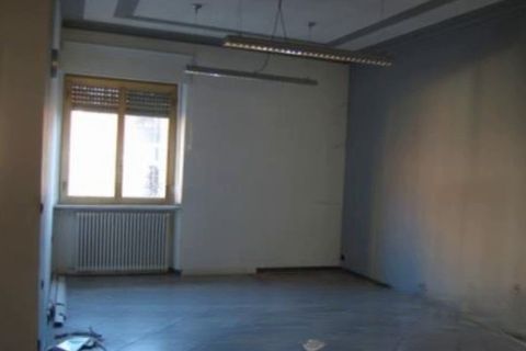 Erhvervsejendom i Asti, Asti, Asti - € 112.500 | Ref: AT73/16L1-2910-25-1600 - foto 3