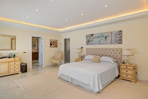 Villa i Marbella, Malaga, Marbella - € 6.900.000 | Ref: R5222215 - foto 44