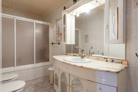 Villa a Utiel, Valencia, Utiel - € 260.000 | Ref: ef515f58-5f36-4315-b - foto 14