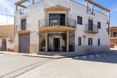 Villa a Utiel, Valencia, Utiel - € 260.000 | Ref: ef515f58-5f36-4315-b - foto 35