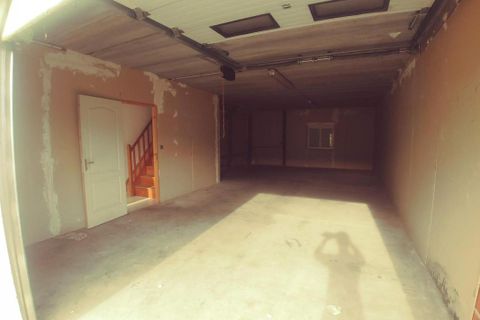 L'establiment comercial a Grenade, Haute-Garonne, Grenade - € 16.236/mes | Ref: GES23360012-148 - foto 3
