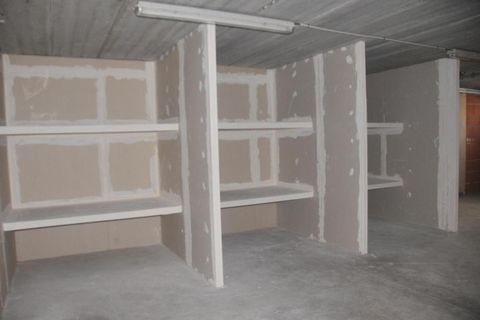 L'establiment comercial a Grenade, Haute-Garonne, Grenade - € 16.236/mes | Ref: GES23360012-148 - foto 12