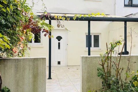Villa i Bagnolet, Seine-Saint-Denis, Bagnolet - € 419.000 | Ref: 86425809 - foto 1