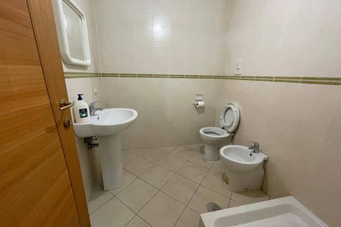L'establiment comercial a Casapulla, Caserta, Casapulla - € 350/mes | Ref: DEP1 - foto 15