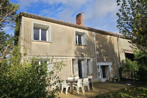 Haus in Aunac, Charente, Aunac - € 265.950 | Ref: r7385 - Foto 34