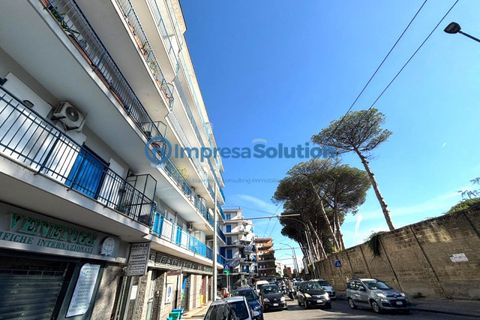 Erhvervsejendom i Naples, Naples, Naples - € 140.000 | Ref: vomero.d - foto 1