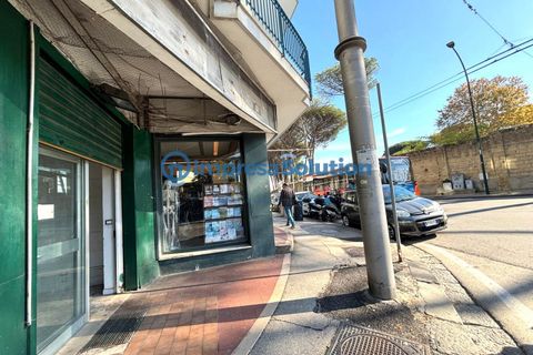 Erhvervsejendom i Naples, Naples, Naples - € 140.000 | Ref: vomero.d - foto 7