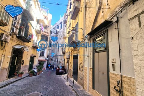 Erhvervsejendom i Naples, Naples, Naples - € 330.000 | Ref: vomero.c - foto 3