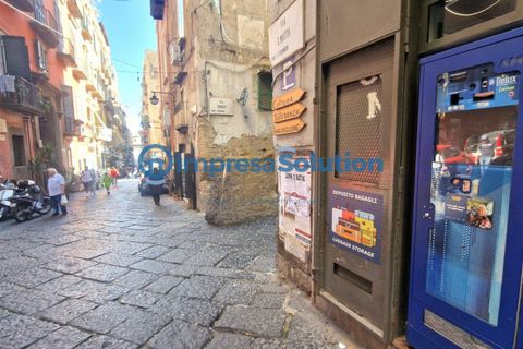 Erhvervsejendom i Naples, Naples, Naples - € 330.000 | Ref: vomero.c - foto 4