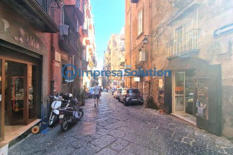 Erhvervsejendom i Naples, Naples, Naples - € 330.000 | Ref: vomero.c - foto 8