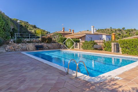 Villa i Begur, Gerona, Begur - € 985.000 | Ref: CBR63141 - foto 39