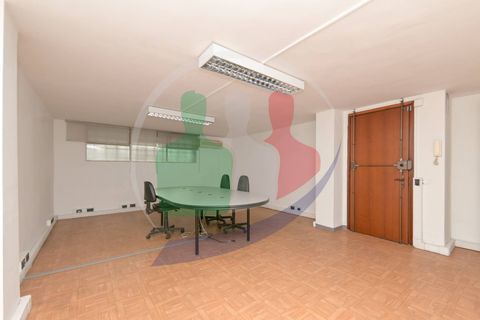 Erhvervsejendom i Rivoli, Turin, Rivoli - € 229.000 | Ref: 37401035 viale carru - foto 49