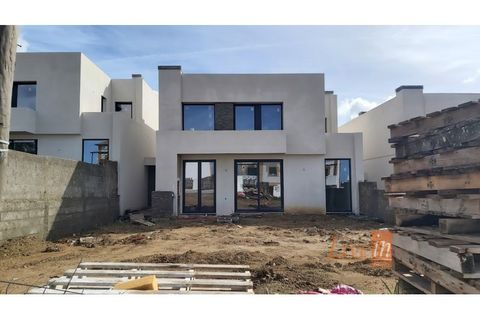 Villa i Mafra, Lisbon, Mafra - € 760.000 | Ref: 9856IA - foto 1