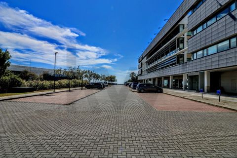 Erhvervsejendom i Oeiras, Lisbon, Oeiras - € 1.200.000 | Ref: KWPT-024027 - foto 2