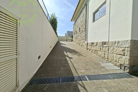 Villa i Guimaraes, Braga, Guimaraes - € 865.000 | Ref: CAS_1447 - foto 27