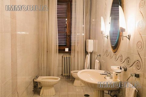 Erhvervsejendom i Arezzo, Arezzo, Arezzo - € 500.000 | Ref: 609 - foto 9