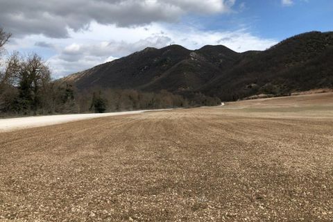 Tomt i Cagli, Pesaro and Urbino, Cagli - € 169 898 | Ref: 19959 - foto 5