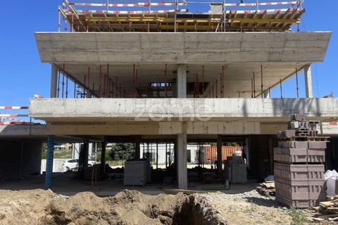 Villa i Valadares, Porto, Valadares - € 1.200.000 | Ref: ZMPT580900 - foto 12