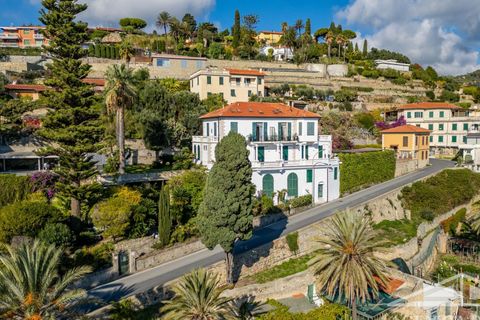 Lejlighed i Bordighera, Imperia, Bordighera - € 250.000 | Ref: AG-DOM 4323 - foto 23