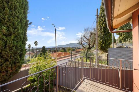 Villa i Bordighera, Imperia, Bordighera - € 780.000 | Ref: ag-dom 5026 - foto 17