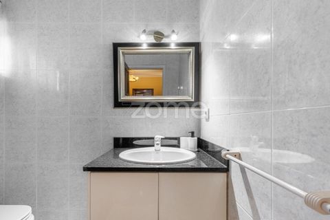 Villa i Lavra, Porto, Lavra - € 1.250.000 | Ref: ZMPT582580 - foto 27