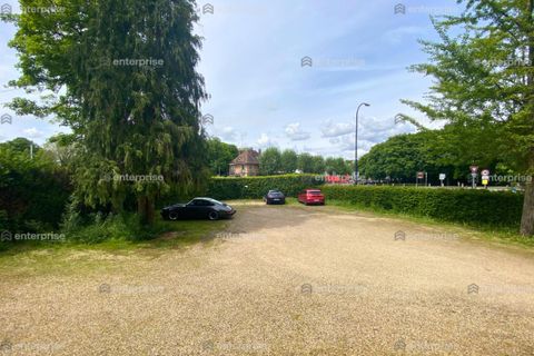 L'establiment comercial a Chantilly, Oise, Chantilly - € 48.000/mes | Ref: 23172 - foto 3