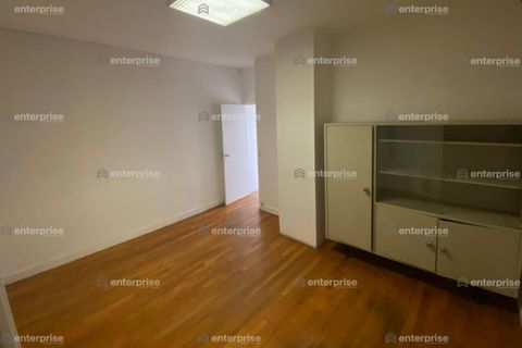 L'establiment comercial a Chantilly, Oise, Chantilly - € 48.000/mes | Ref: 23172 - foto 7