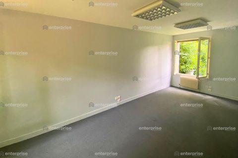 L'establiment comercial a Chantilly, Oise, Chantilly - € 48.000/mes | Ref: 23172 - foto 8