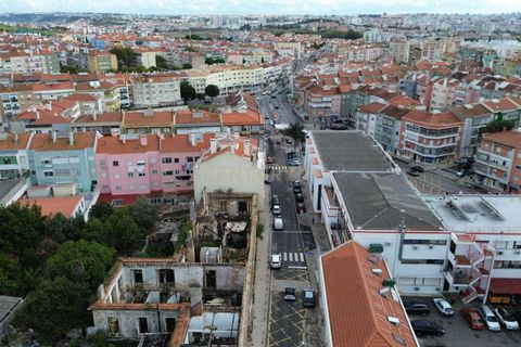 Helårsgrund i Amadora, Lisbon, Amadora - € 1.300.000 | Ref: C0222-06633 - foto 5