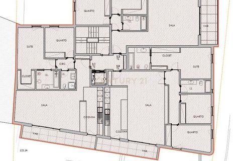 Helårsgrund i Amadora, Lisbon, Amadora - € 1.300.000 | Ref: C0222-06633 - foto 12
