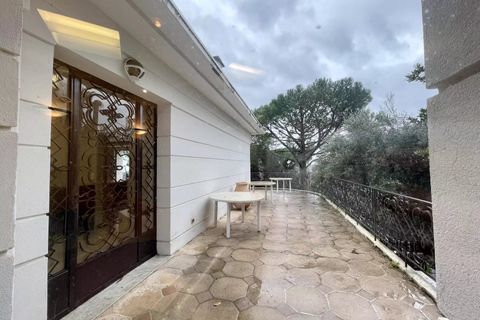 L'establiment comercial a Vence, Alpes-Maritimes, Vence - € 2.500/mes | Ref: 86437012 - foto 8