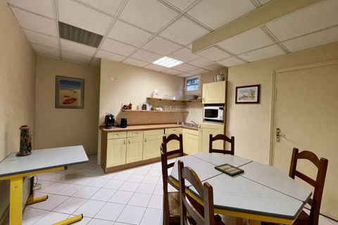 L'establiment comercial a Vence, Alpes-Maritimes, Vence - € 2.500/mes | Ref: 86437098 - foto 3