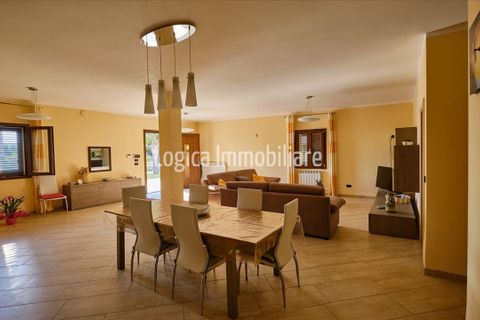 Villa i Copertino, Lecce, Copertino - € 550.000 | Ref: VL390 - foto 9