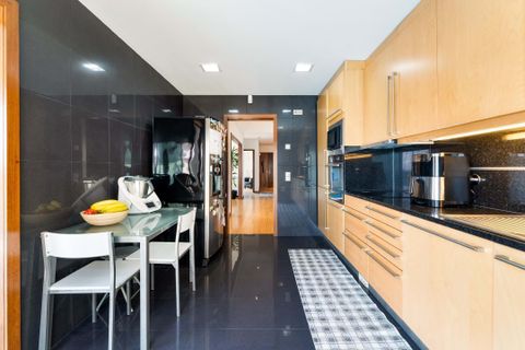 Villa i Angeiras, Porto, Angeiras - € 699.000 | Ref: L2025472 - foto 9