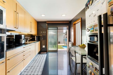 Villa i Angeiras, Porto, Angeiras - € 699.000 | Ref: L2025472 - foto 10