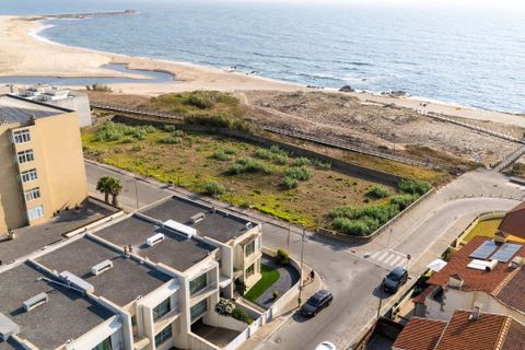 Villa i Angeiras, Porto, Angeiras - € 699.000 | Ref: L2025472 - foto 3