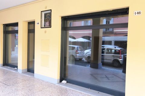 L'establiment comercial a Crevalcore, Bologna, Crevalcore - € 1.100/mes | Ref: AF6 - foto 5