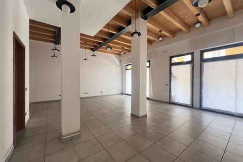 L'establiment comercial a Crevalcore, Bologna, Crevalcore - € 1.100/mes | Ref: AF6 - foto 10