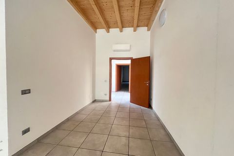 L'establiment comercial a Crevalcore, Bologna, Crevalcore - € 1.100/mes | Ref: AF6 - foto 12