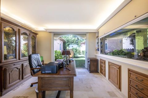 Villa a Mougins, Alpes-Maritimes, Mougins - € 12.720.000 | Ref: HH-15983355 - foto 12
