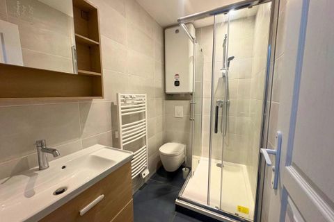 Erhvervsejendom i Versailles, Yvelines, Versailles - € 195.000 | Ref: 1762GG - foto 8