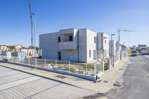 Villa i Legnaro, Padua, Legnaro - € 310.000 | Ref: LEG09 - foto 5