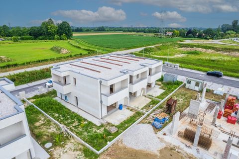 Villa a Legnaro, Padua, Legnaro - € 350.000 | Ref: LEG11 - foto 10