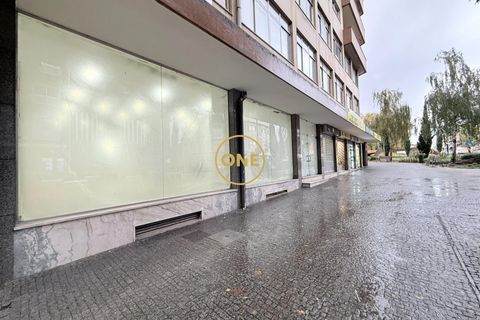 L'establiment comercial a Trofa, Porto, Trofa - € 1.700/mes | Ref: ONE81334-17 - foto 2
