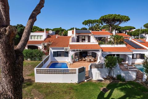 Byhus i Almancil, Faro, Almancil - € 1.300.000 | Ref: LBRT360 - foto 1