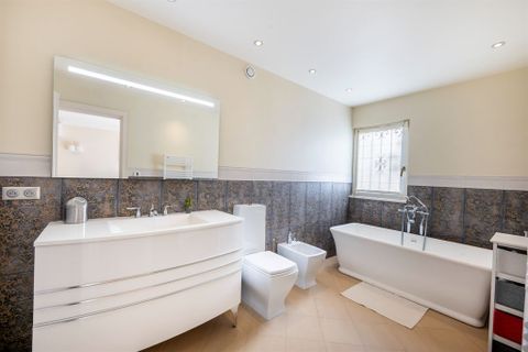 Villa i Antibes, Alpes-Maritimes, Antibes - € 4.950.000 | Ref: HH-15987896 - foto 17