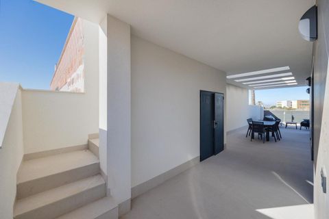 Villa a Torrevieja, Alicante, Torrevieja - € 585.000 | Ref: 748289 - foto 35